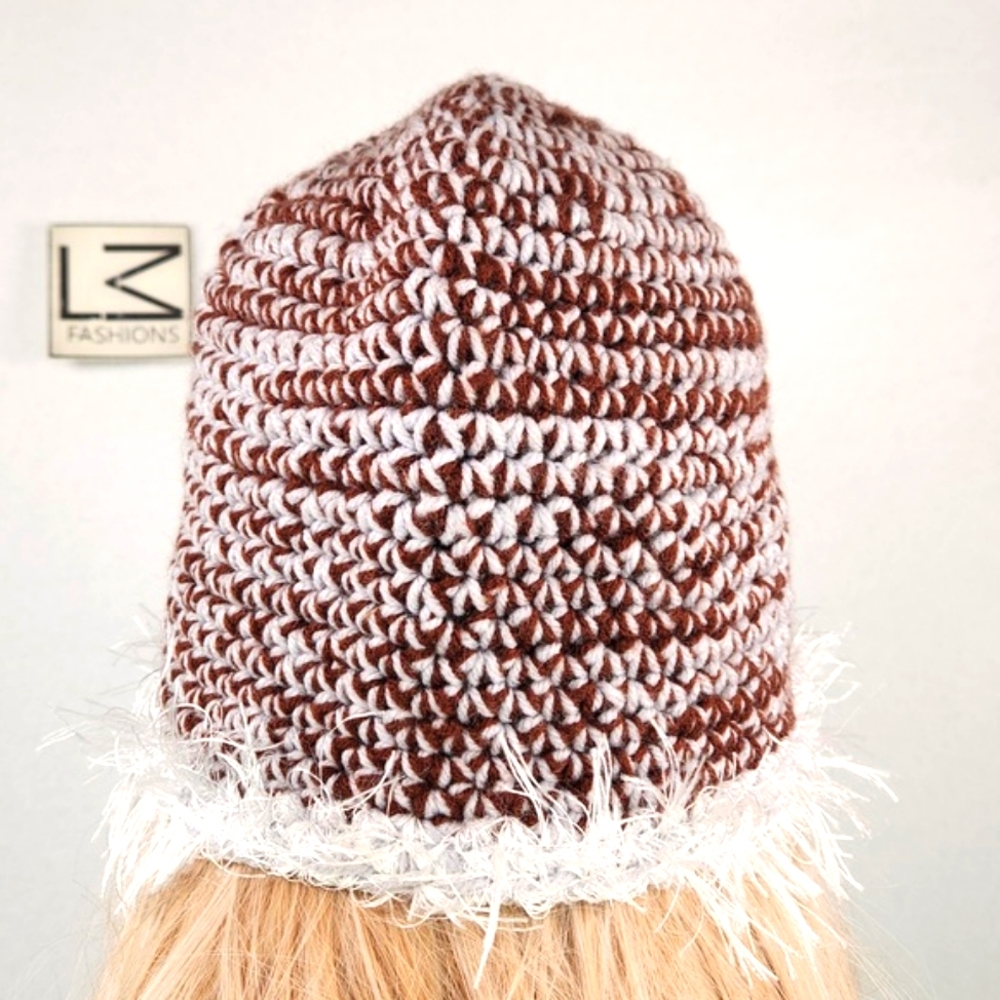 Hand knit woolen fringe hat OSFM - Picture 5 of 13